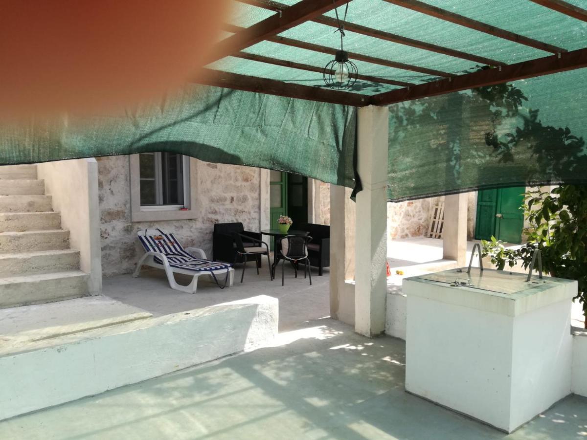 Kastelanic Apartman Brbinj Dış mekan fotoğraf