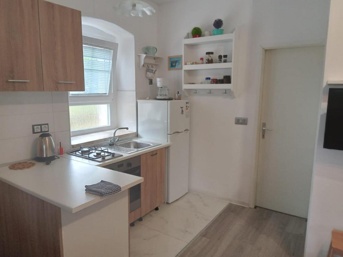 Kastelanic Apartman Brbinj Dış mekan fotoğraf